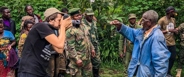 Avoid Kissing Chimps